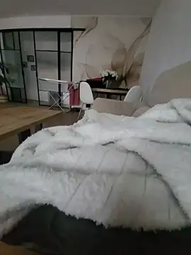Nes---77n Live XXX chat