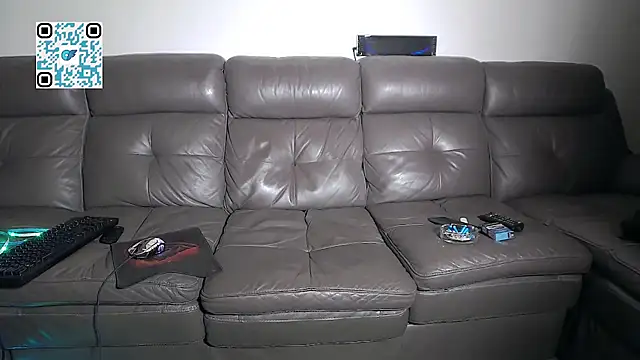 Chat +18 de CrazyDom1 ao vivo
