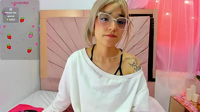 Chat +18 de Allison_erotic ao vivo