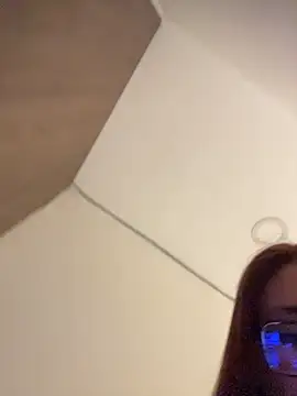 Chat +18 de Alice-fiire ao vivo