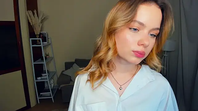 Chat +18 de RuthieSaris ao vivo