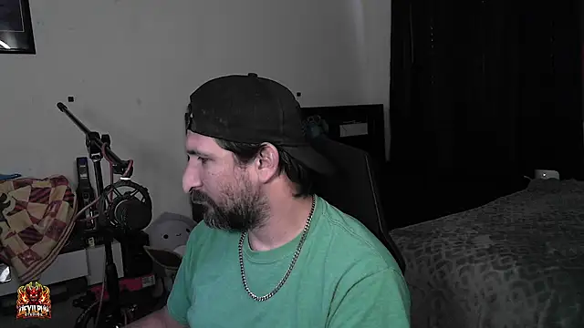 DevilPup75_ XXX чат на живо