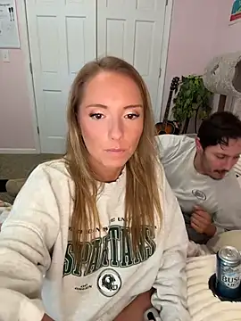 prettymouthpeach's Live XXX Chat