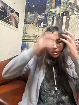 Chat +18 de rposhta1991 ao vivo