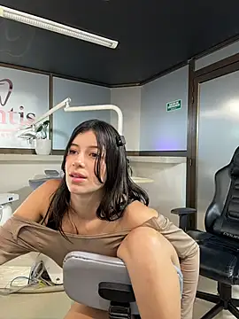 iris_cuteface Chat XXX in diretta