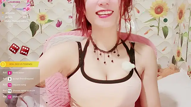 ChkxyBomb's Live XXX Chat