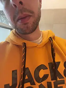 Br1Uy's Live XXX Chat
