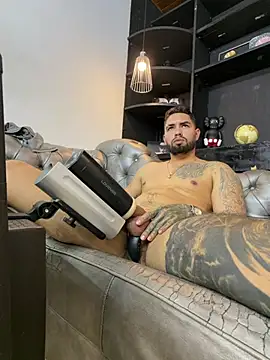matteosantos Chat XXX live