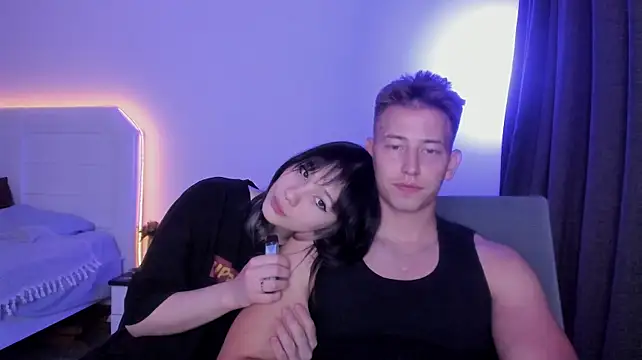 צ'אט XXX בשידור חי של youfindus