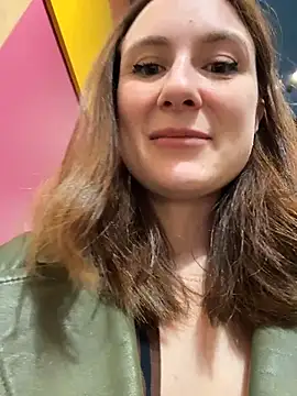 Dina_Tease Adlı Modelin Canlı XXX Sohbeti