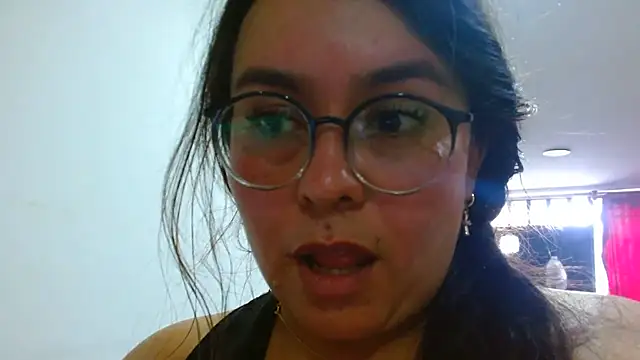 Chatroom XXX en direct de Ixchel_Anaid