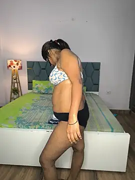 rahulkajuuu0909's Live XXX Chat