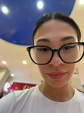 Chat +18 de Aria51 ao vivo