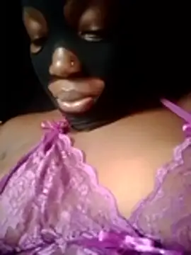 Chat +18 de honeysteak ao vivo
