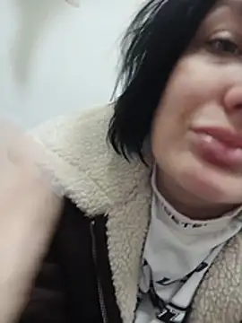 Areliia_Li Adlı Modelin Canlı XXX Sohbeti