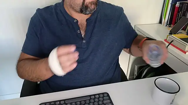 BearOfficer Live XXX-chat