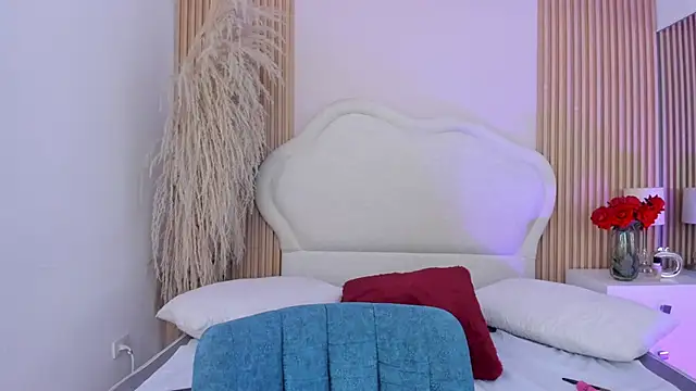 Mia__Rose_ লাইভ XXX চ্যাট