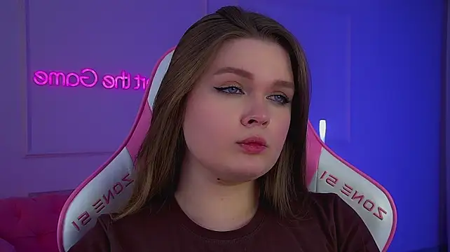 CrystalLyons Chat XXX in diretta