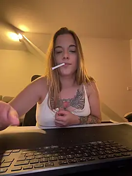 Luna_Lynn Live XXX-Chat