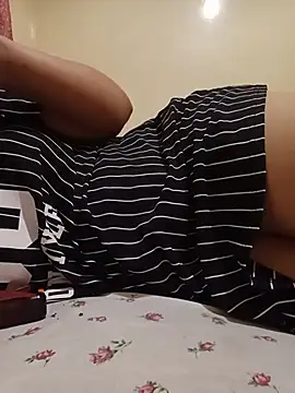 Chat +18 de Farah-_nono ao vivo