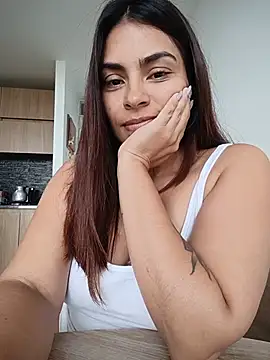 Chat +18 de Ivanna2 ao vivo