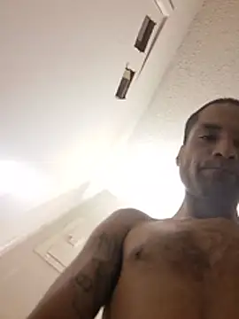Czat XXX na żywo – freakzmexx