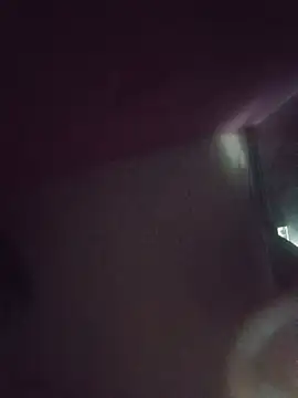 RoaredBlooming's Webcam Show