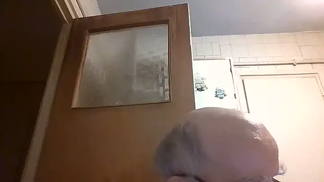 mariusica1@xh Chat XXX live
