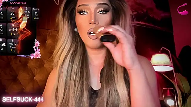 XXX chat uživo modela Lo_la_69