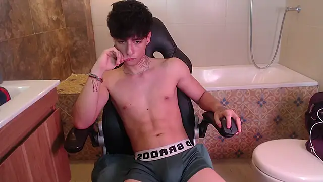 Nathan_Owen Adlı Modelin Canlı XXX Sohbeti
