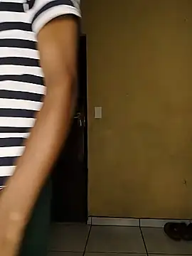 Chat +18 de Breezyvikky ao vivo