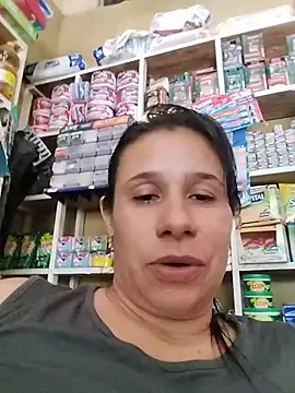 MIA-LARIOS Chat XXX live
