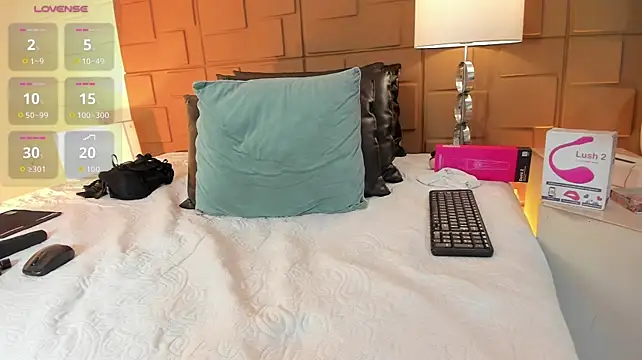 NaomyRiveran Live XXX chat