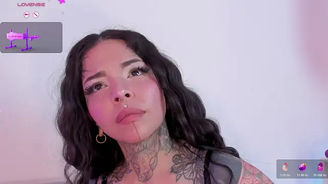 Chat XXX ao vivo de NinaInk