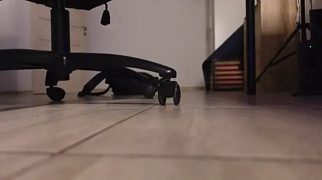 XXX chat uživo modela Igor_Wilde