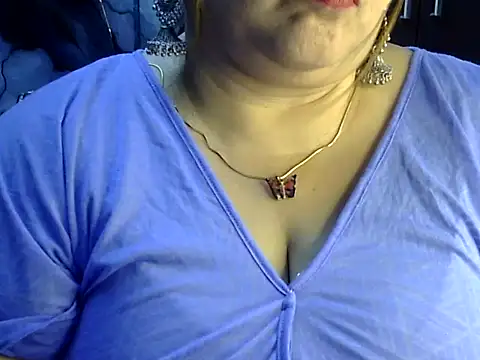 Soniya_Sha Chat XXX in diretta