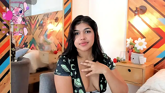 NaiirobiSwan live XXX chat