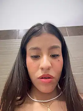 Czat XXX na żywo – Alejandra_ospina