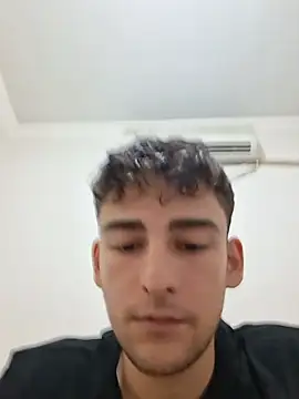 Yasinyasin7 Adlı Modelin Web Kamerası Şovu