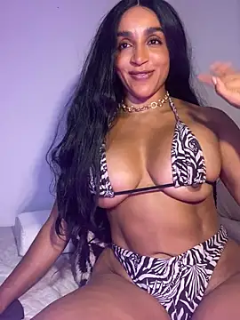 destinne_mill_'s Live XXX Chat