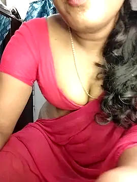 Tamil_Kavitha's Live XXX Chat