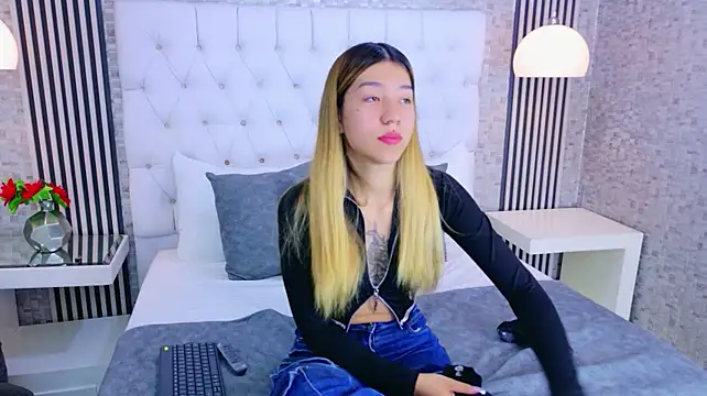 VioletSweetts Chat XXX live