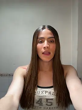 Lottus- Live XXX Chat