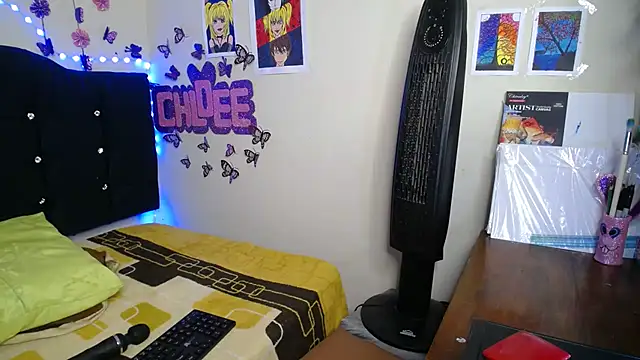 Chat XXX ao vivo de Candy_chloee