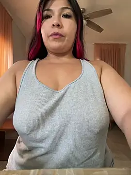 Chat +18 de LatinaCalienteMilf ao vivo