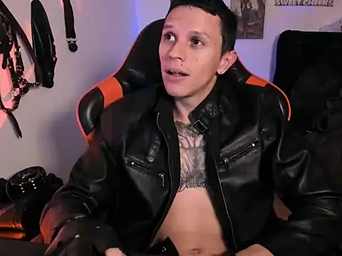 Masterdave7  – Naživo XXX chat