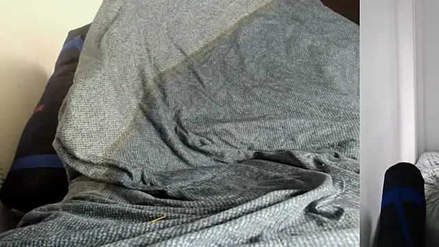 AXEL_AG5 Chat XXX live