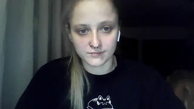LeaWetGirl XXX чат на живо