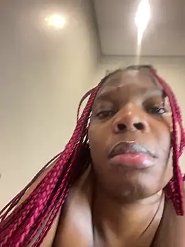 THESTALLIONBARBIEDOLL's Live XXX Chat