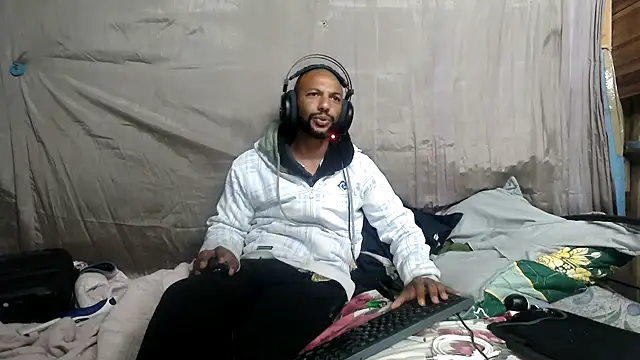 XXX chat uživo modela Camodick